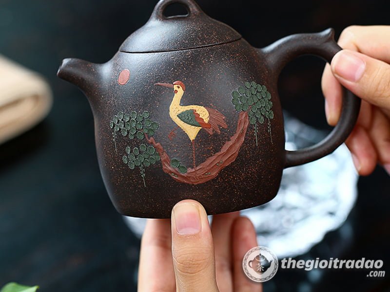 Ấm Tử Sa Tần Quyền Tùng Hạc Hắc Kim Sa 300ml 29 Am tu sa tan quyen tien hac-1014106016-10