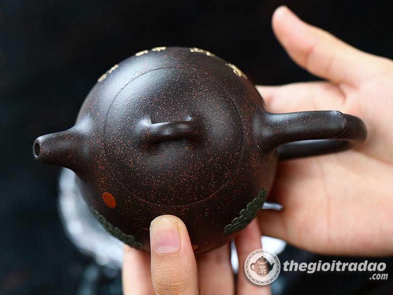 Ấm Tử Sa Tần Quyền Tùng Hạc Hắc Kim Sa 300ml 13 Am tu sa tan quyen tien hac-1014106016-6