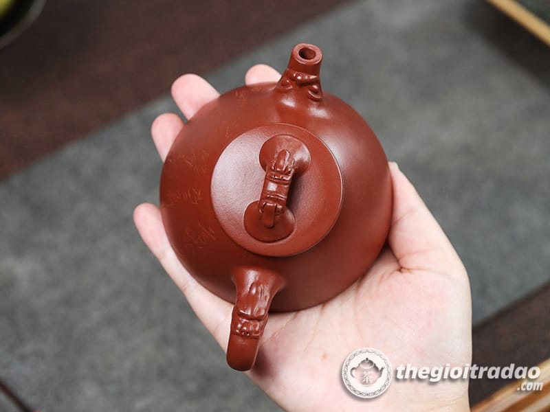 am tu sa thach bieu ba vuong dai hong bao--31