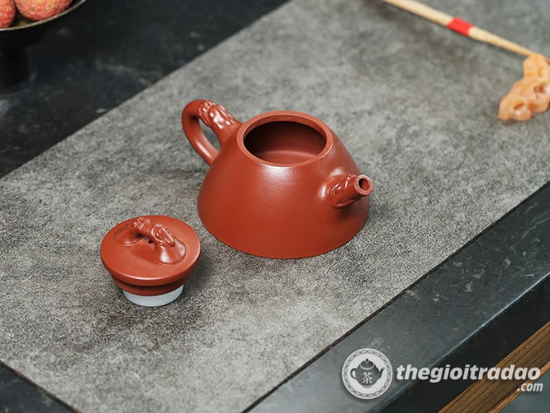 am tu sa thach bieu ba vuong dai hong bao--32