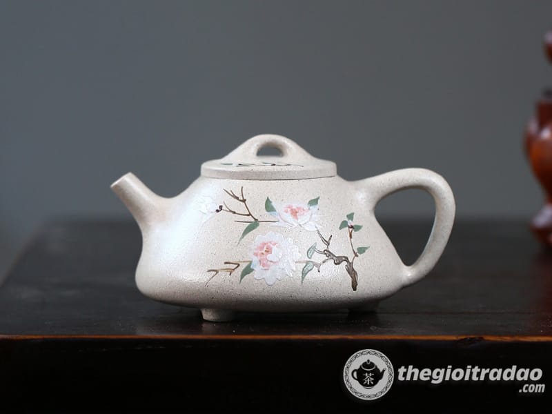 Ấm Tử Sa Thạch Biều Hoa Mẫu Đơn Bạch Ngọc Đoạn 250ml 21 am tu sa thach bieu hoa mau don bach ngoc doan 250ml--15