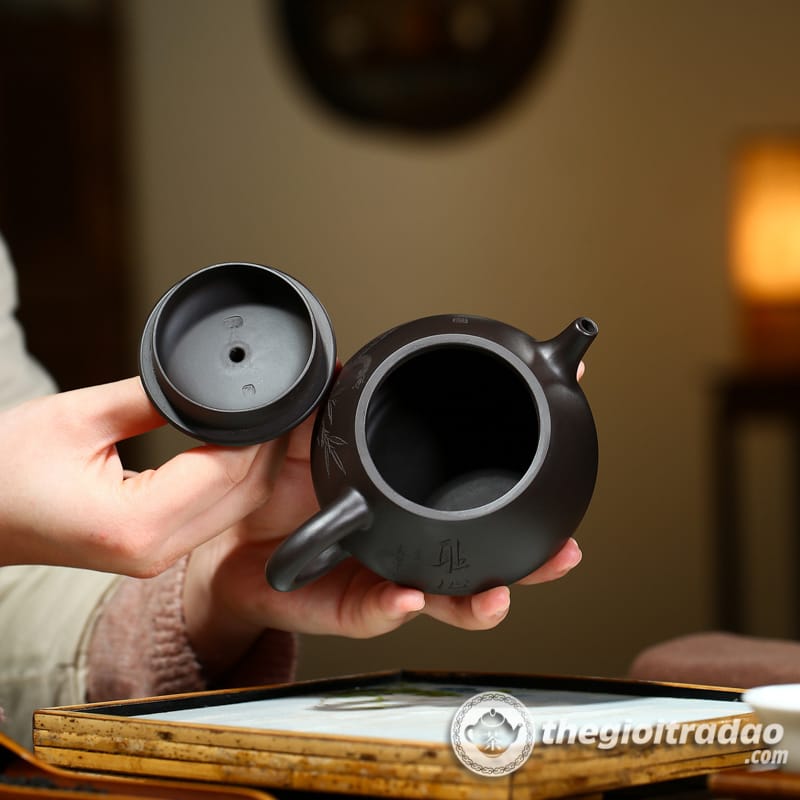 Ấm Tử Sa Thạch Biều Khổng Tước Hắc Chu Nê 220ml 17 am tu sa thach bieu khong tuoc hac chu ne 220ml--12