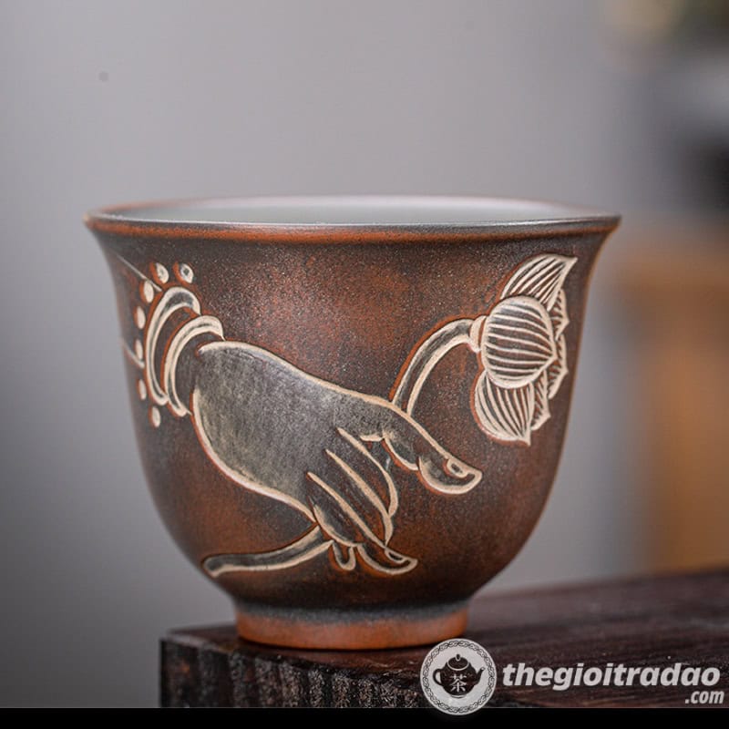 chen ne hung kham chau lien hoa boi 100ml