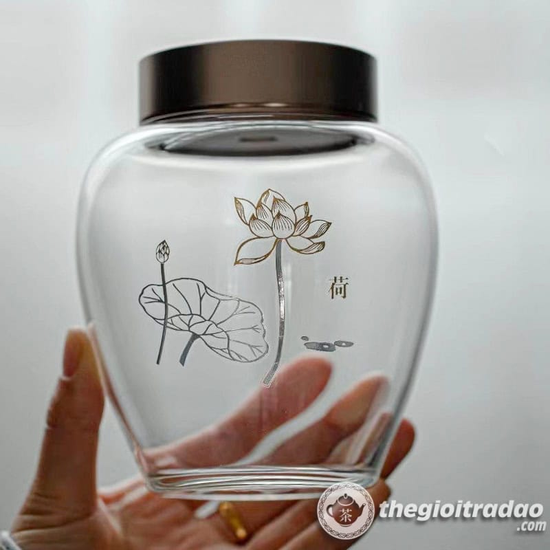 hu binh dung tra thuy tinh ve hoa sen2024--8