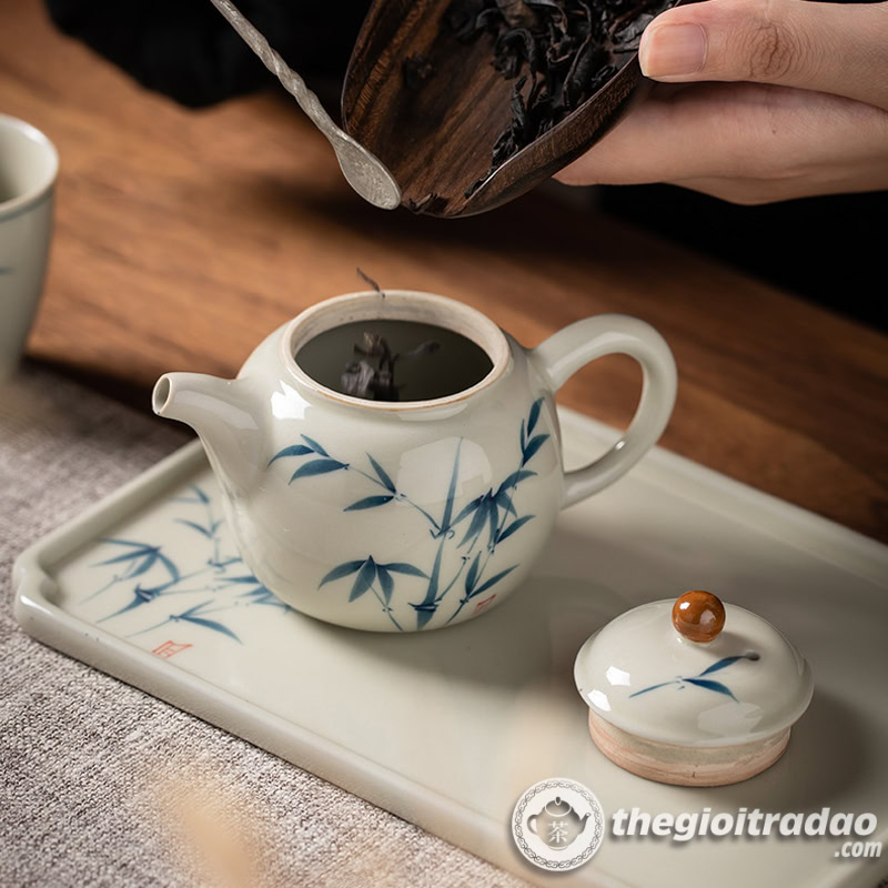 Bộ Ấm Chén Uống Trà Sứ Cảnh Đức Vẽ Tay Cành Trúc 16 Bo am chen uong tra su canh duc ve tay canh truc2024--12
