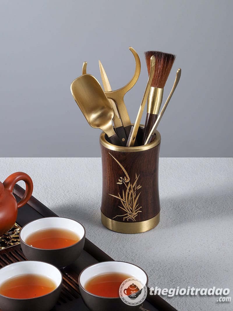 Bộ Dụng Cụ Pha Trà Bằng Gỗ Bọc Đồng Cao Cấp 12 bo dung cu pha tra bang go boc dong cao cap 12