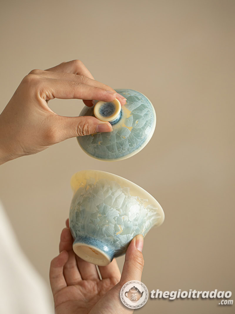 Bộ Chén Khải Băng Hoa Kết Tinh Kèm Khay Trà 15 bo chen khai dieu bien bang hoa ket tinh 150ml--11