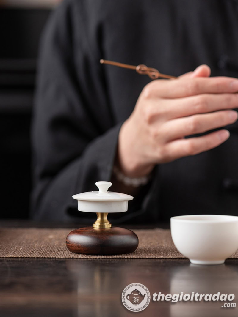 Gác Nắp Ấm Trà Bằng Gỗ Mun Phối Đồng 12 gac nap am tra bang go mun phoi dong--10