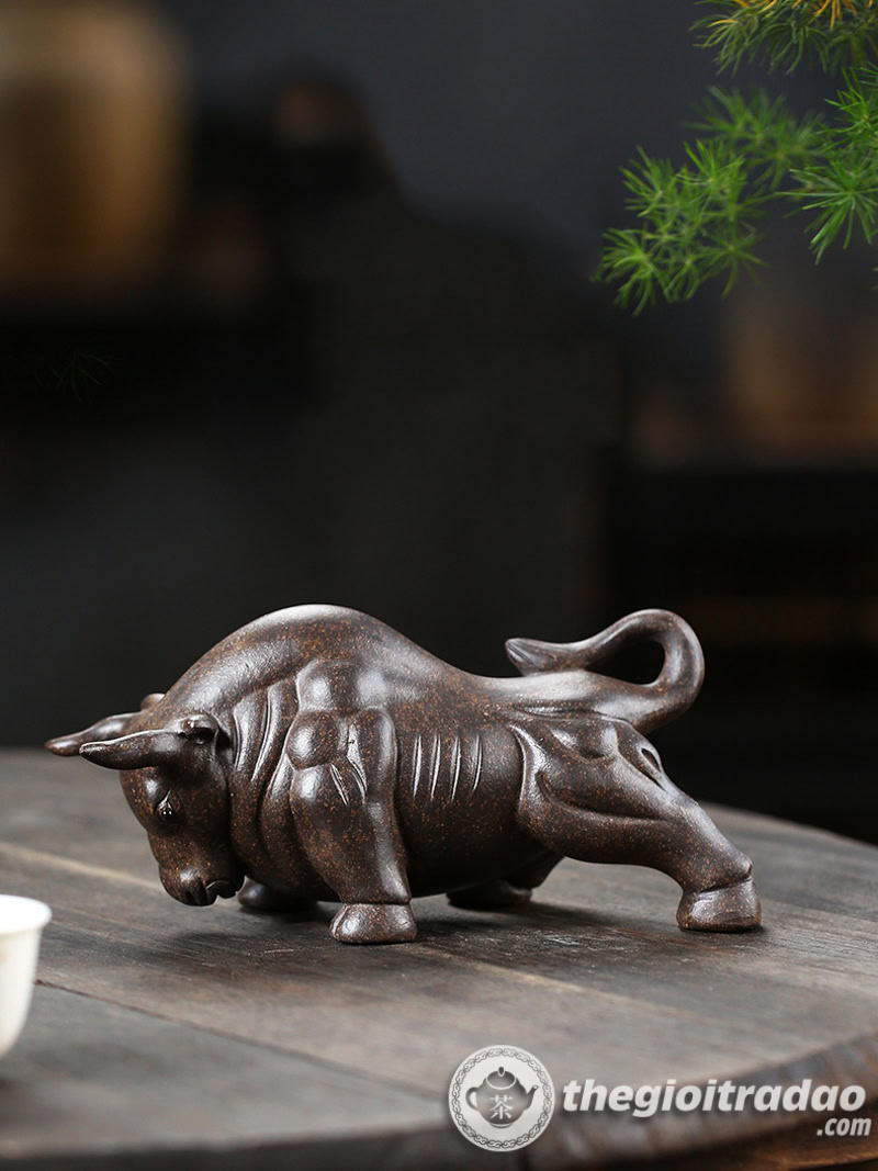 Tượng Bò Tót Tử Sa – Trang Trí Bàn Trà, Thu Hút Tài Lộc 12 Tuong bo tot tu sa phong thuy, suc manh thinh vuong but pha--21