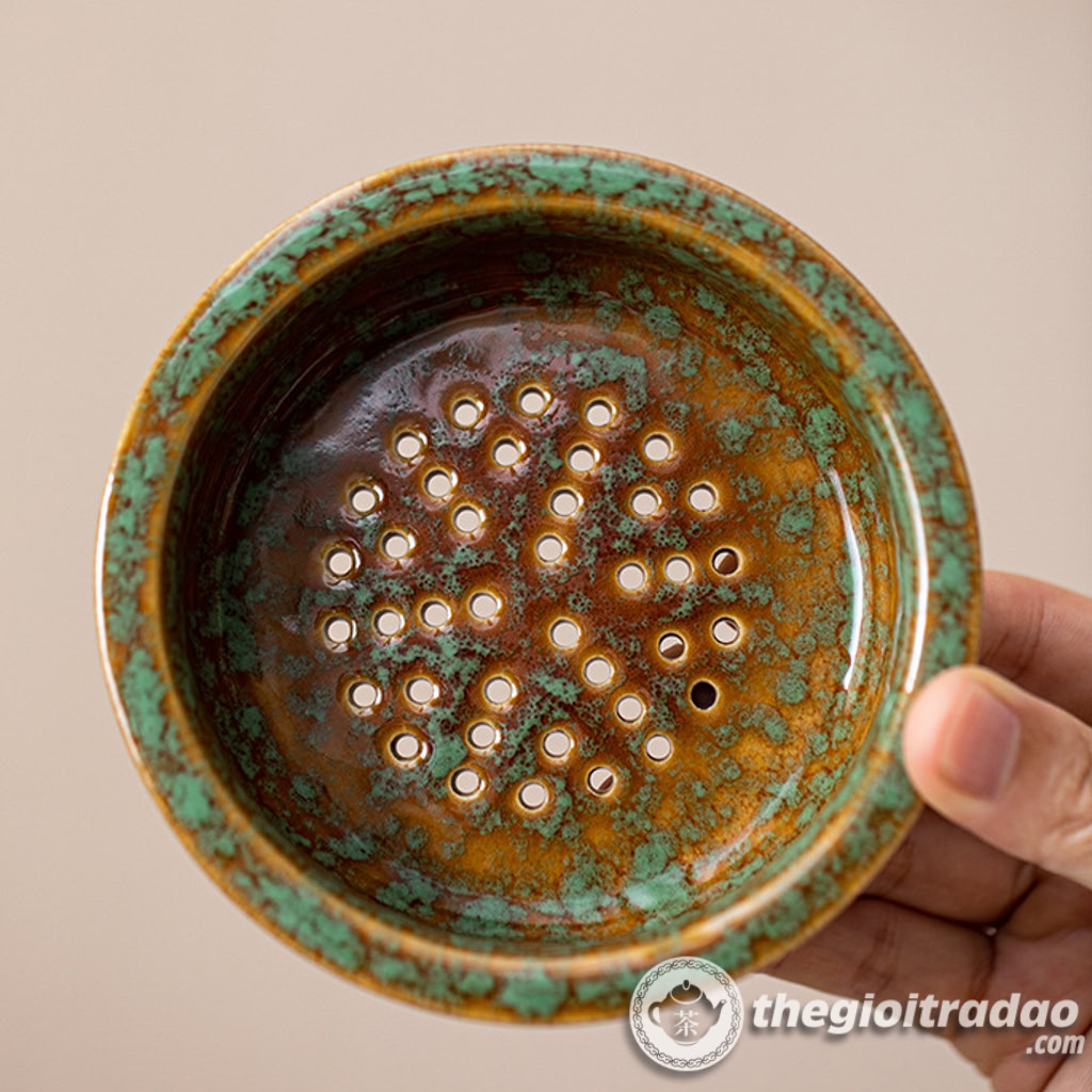 Hu-Dung-Nuoc-Thai-Ba-Tra-Bang-Gom-Su-Hoa-Bien--10