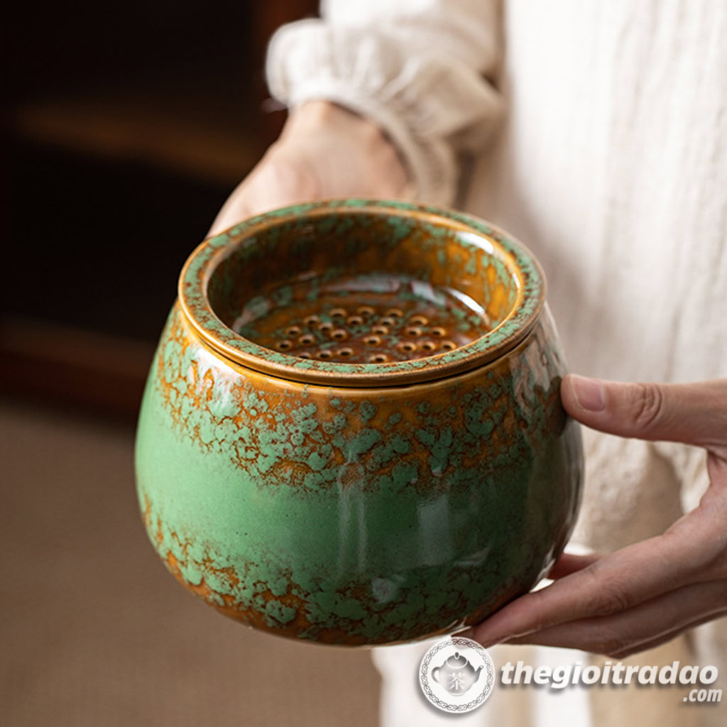 Hu-Dung-Nuoc-Thai-Ba-Tra-Bang-Gom-Su-Hoa-Bien--4