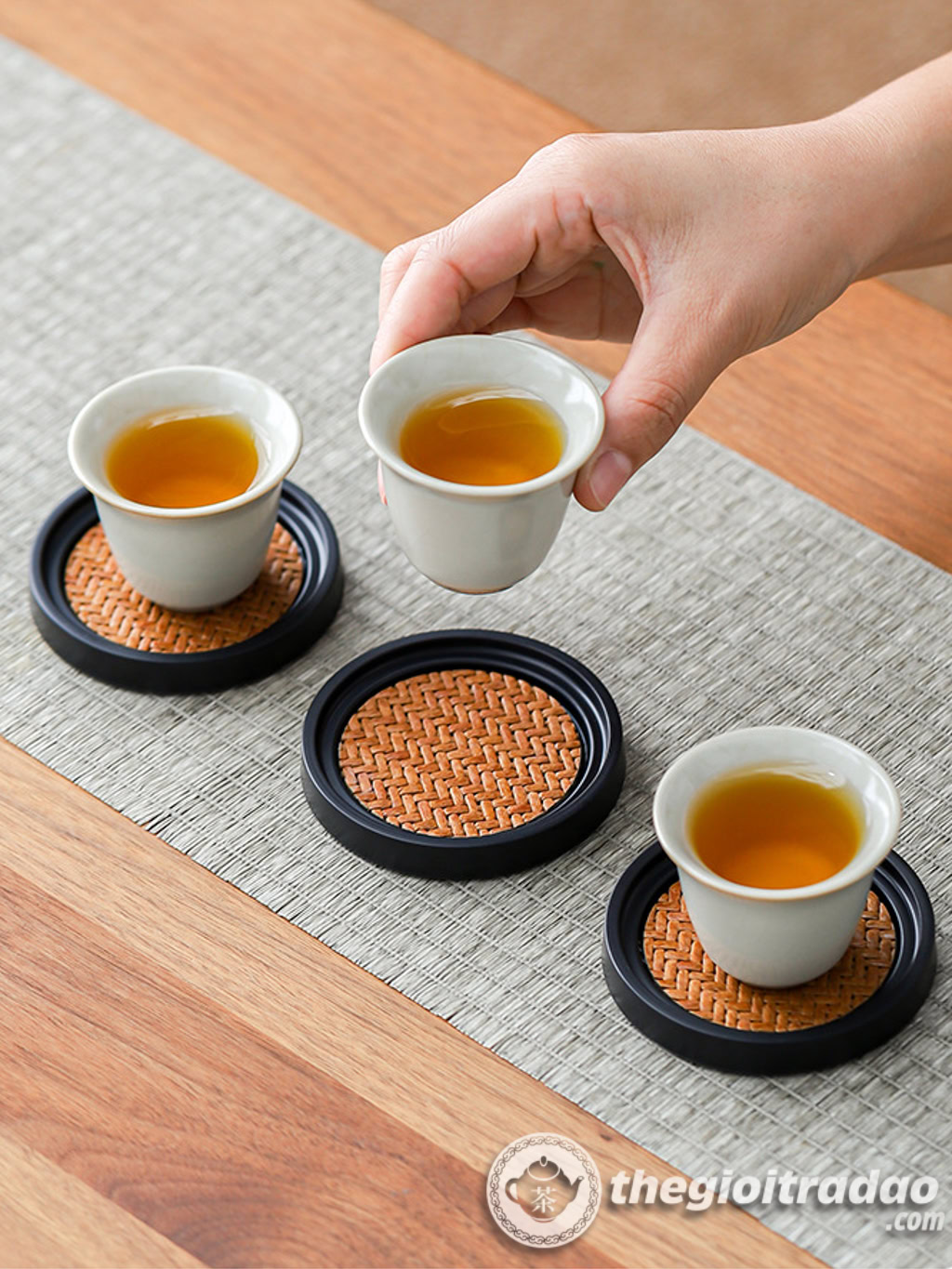 de-lot-chen-tra-may-tre-dan-cao-cap--6