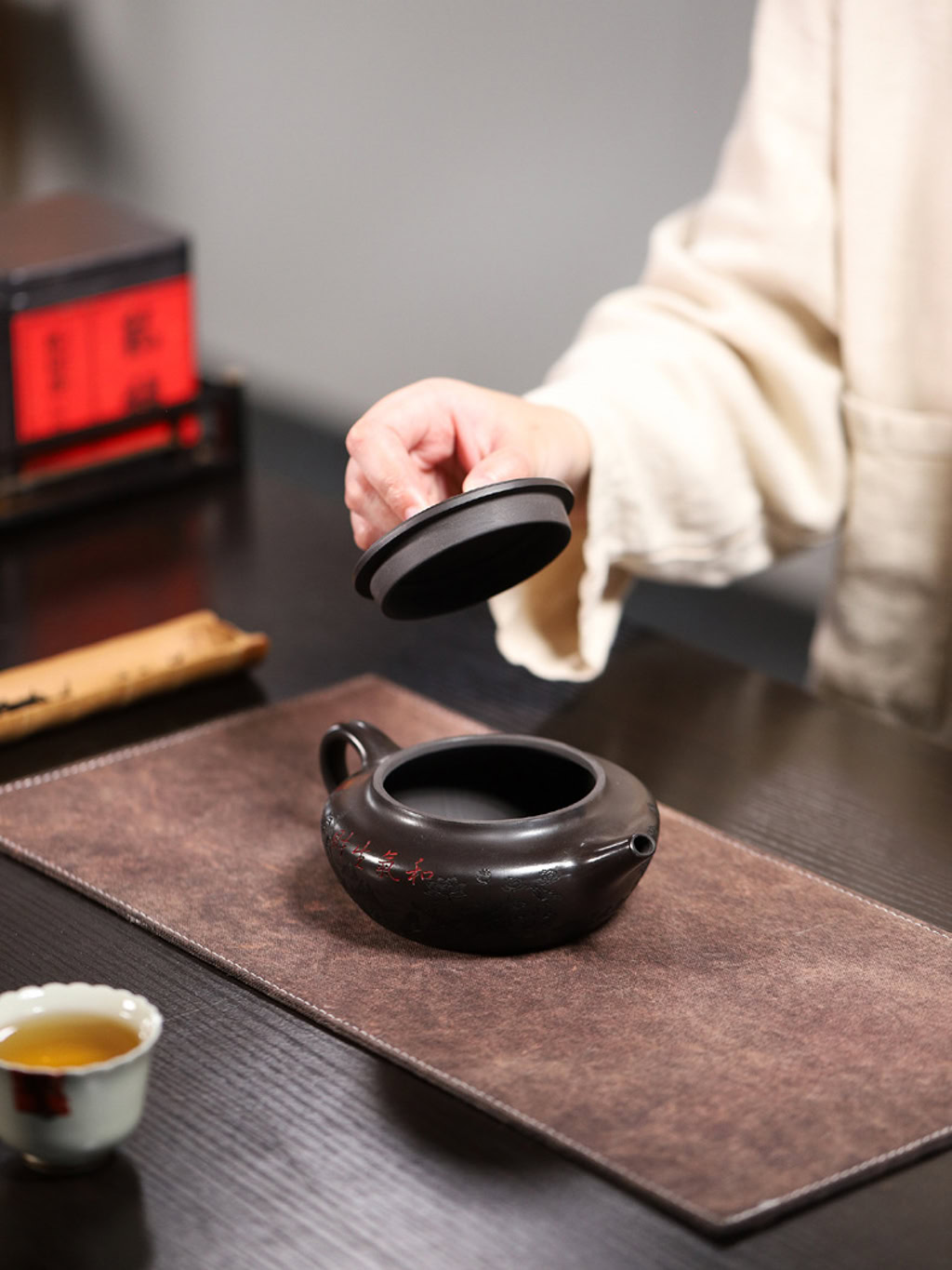 Ấm Tử Sa Biển Thần Nguyên Khoáng Thạch Hoàng 350ml--15