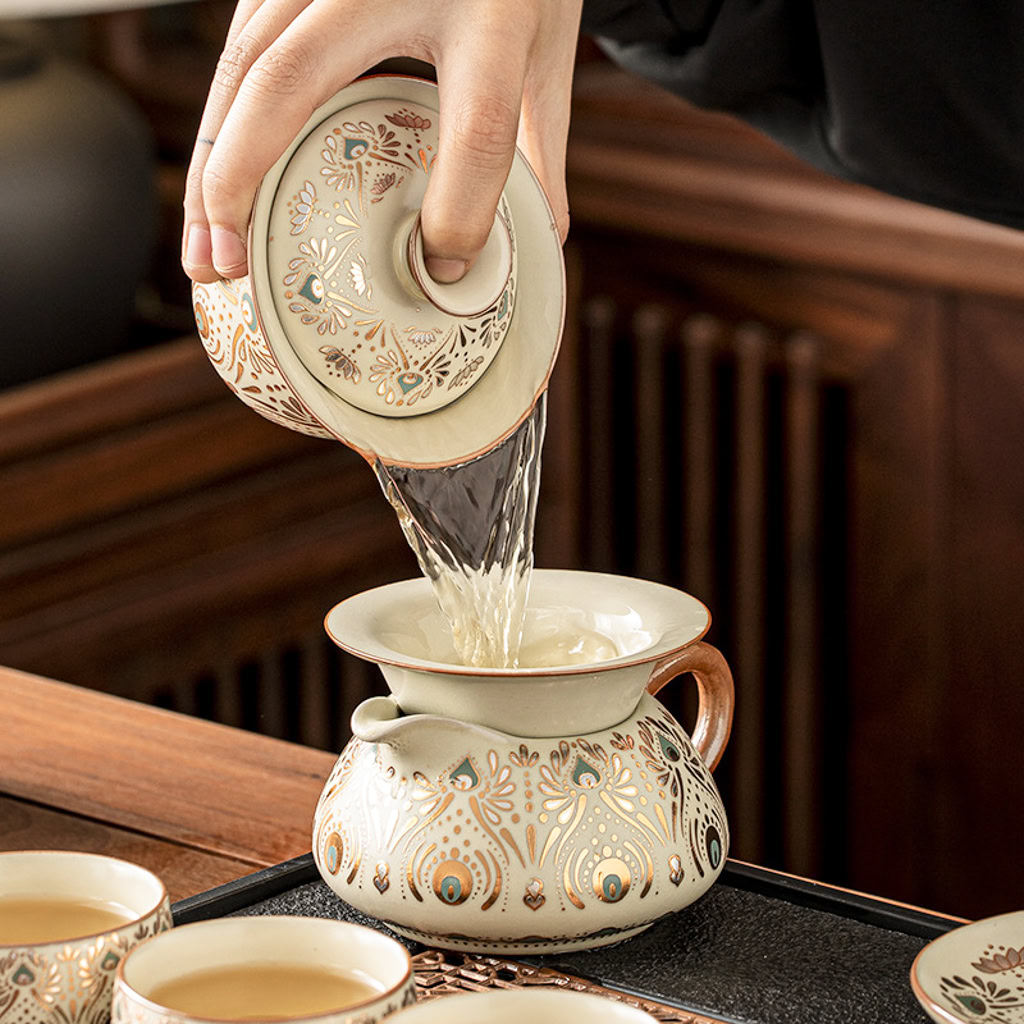 Bộ Ấm Chén Sứ Họa Tiết Hoàng Gia – Set 9 Món Sang Trọng Làm Quà Tặng 16 Bộ Ấm Chén Sứ Họa Tiết Hoàng Gia – Set 9 Món Sang Trọng Làm Quà Tặng--6