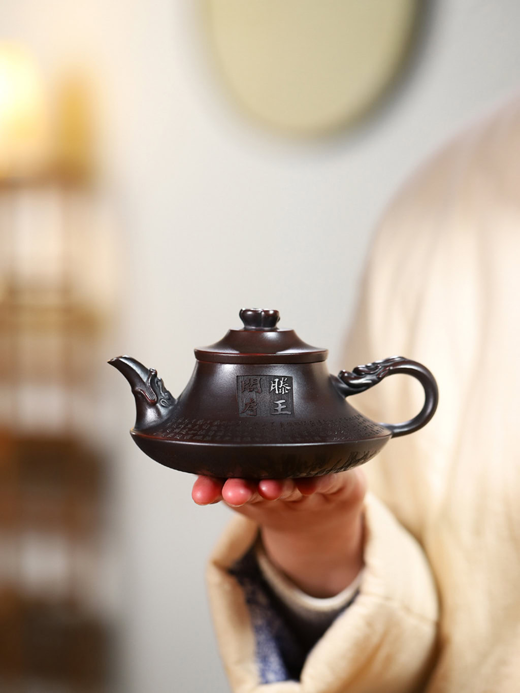 Am Tu Sa Van Lu Thiet Huyet Hong Sa 260ml 10