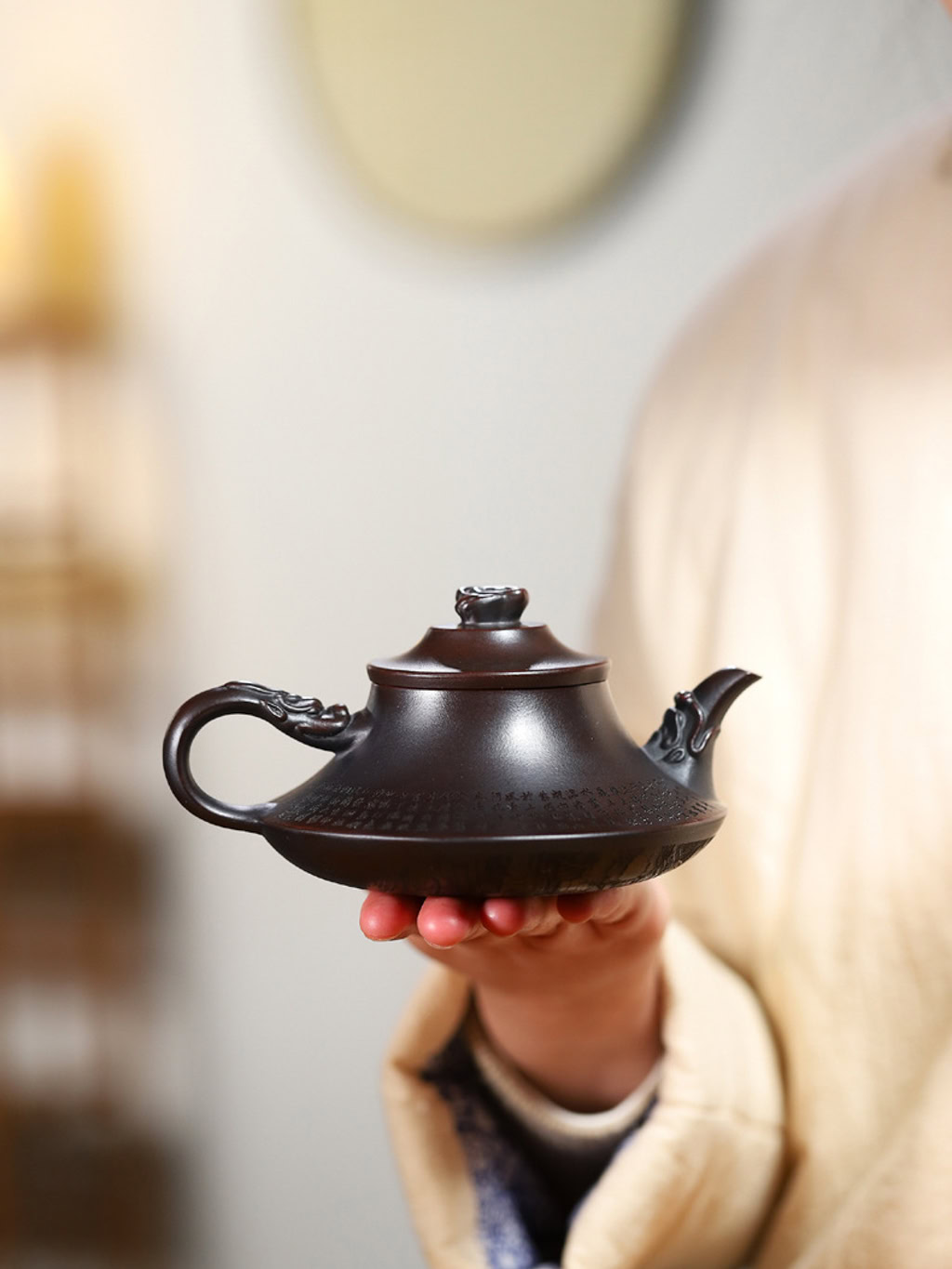 Am Tu Sa Van Lu Thiet Huyet Hong Sa 260ml 11