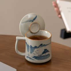 Cốc Trà Có Nắp Men Rạn Vẽ Sơn Thủy 290ml – Sứ Phỏng Cổ, Dùng Bàn Làm Việc - Ảnh 3