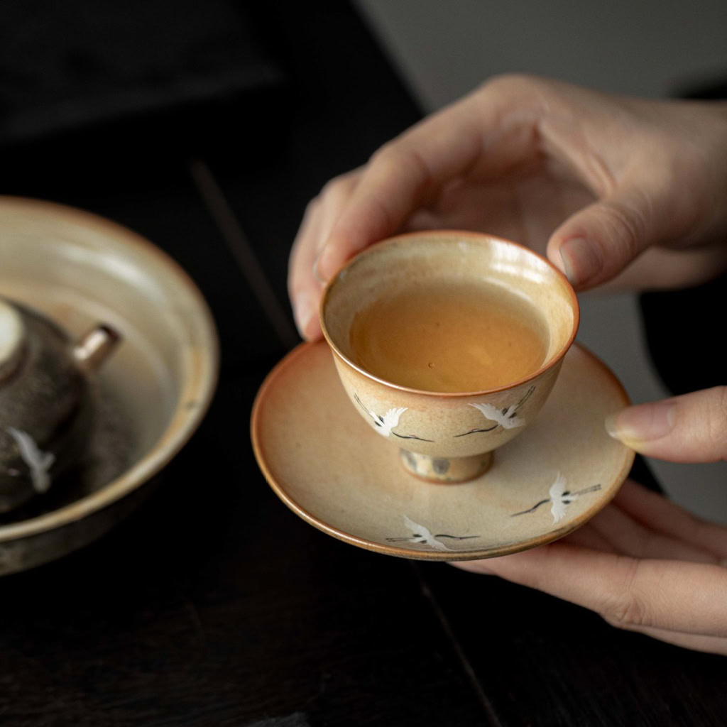 Chen Thuong Tra Ve Chim Hac Hoa Bien Nung Cui 50ml 5